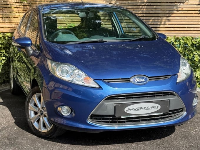 2025 Ford Fiesta