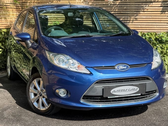 2025 Ford Fiesta