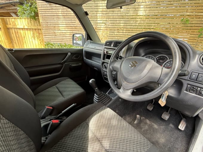 2025 Suzuki Jimny