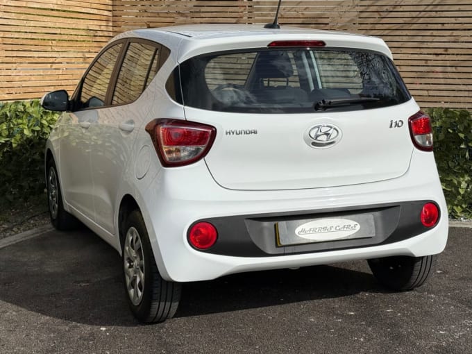 2025 Hyundai I10