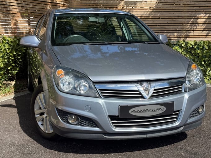 2025 Vauxhall Astra