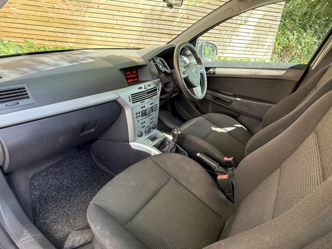 2025 Vauxhall Astra
