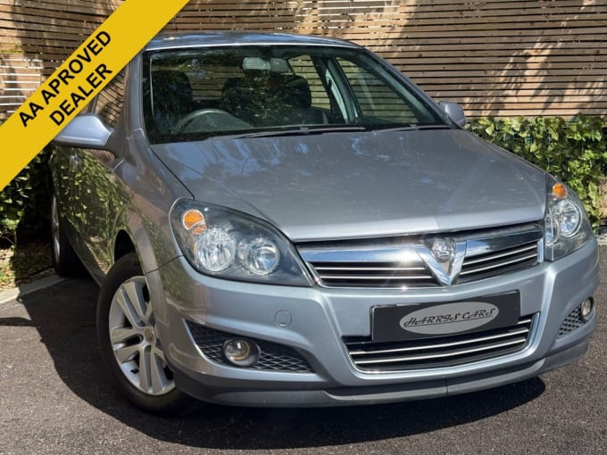 2025 Vauxhall Astra