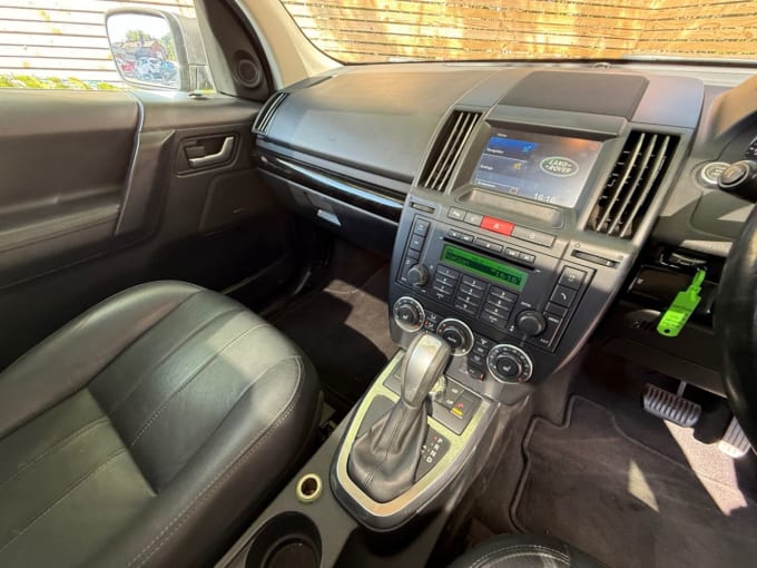 2025 Land Rover Freelander 2
