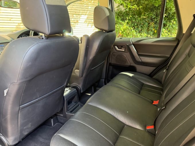 2025 Land Rover Freelander 2