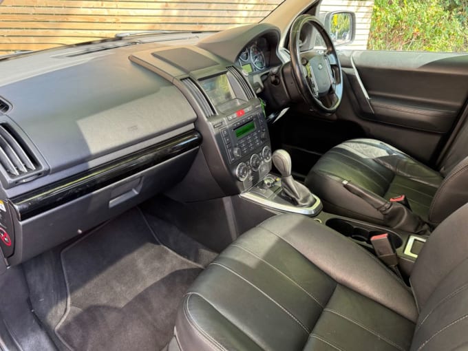 2025 Land Rover Freelander 2
