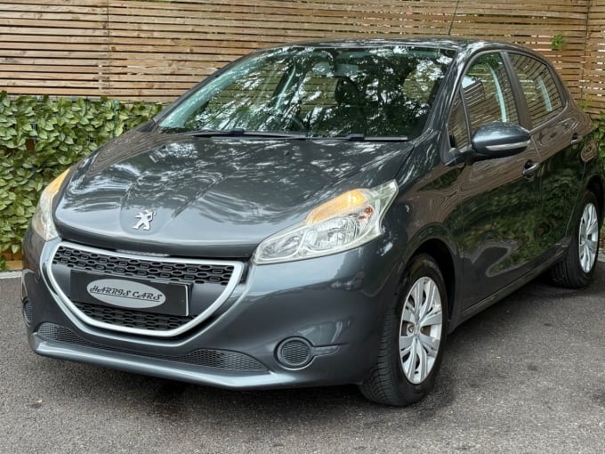 2025 Peugeot 208