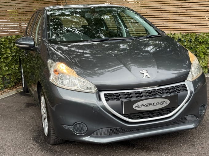 2025 Peugeot 208