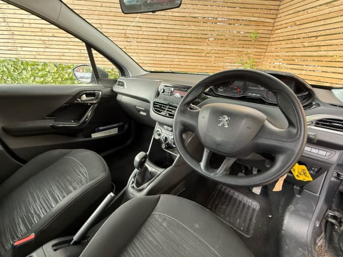 2025 Peugeot 208