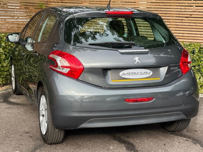 2025 Peugeot 208