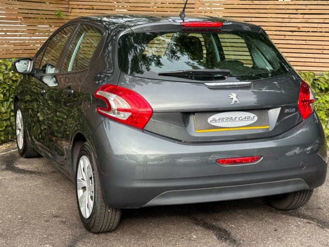 2025 Peugeot 208
