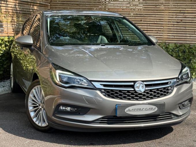 2025 Vauxhall Astra