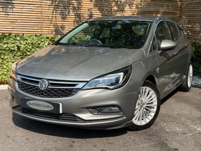 2025 Vauxhall Astra