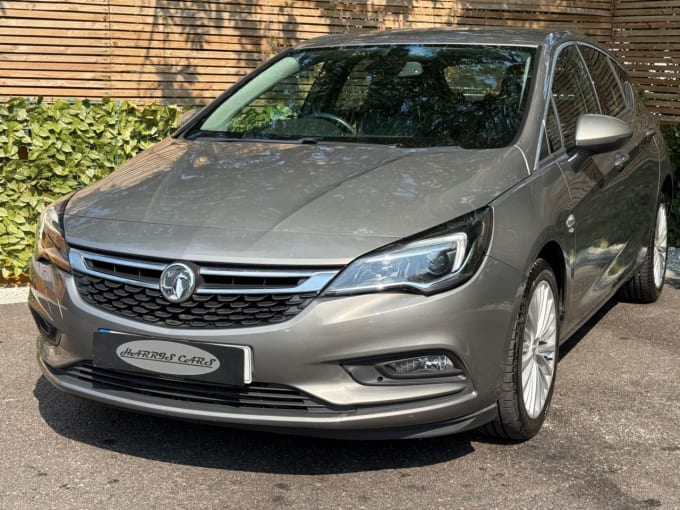 2025 Vauxhall Astra