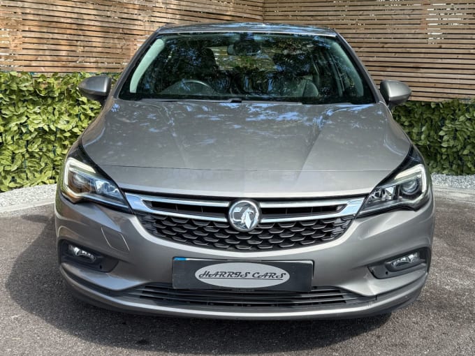 2025 Vauxhall Astra