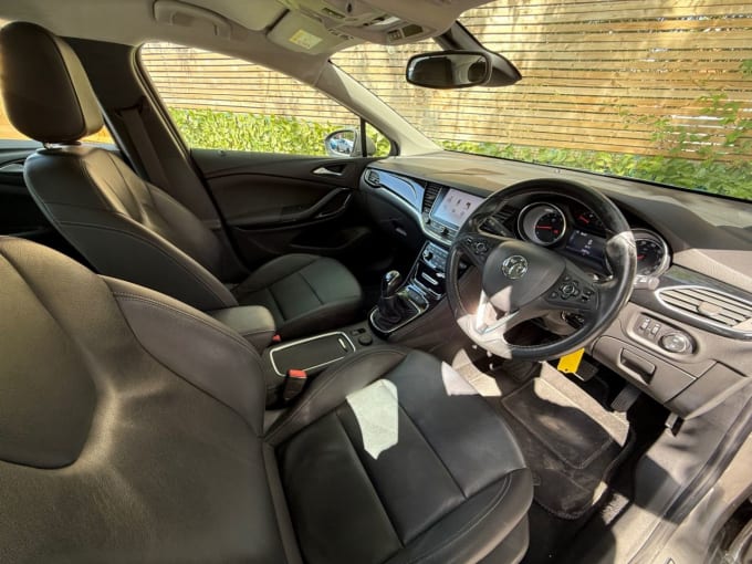 2025 Vauxhall Astra