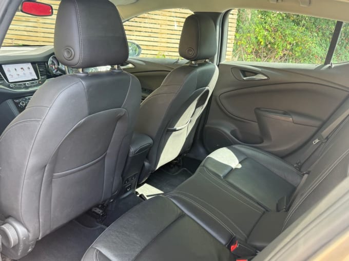 2025 Vauxhall Astra