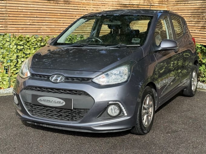 2025 Hyundai I10