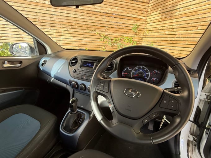 2025 Hyundai I10