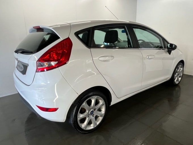 2025 Ford Fiesta