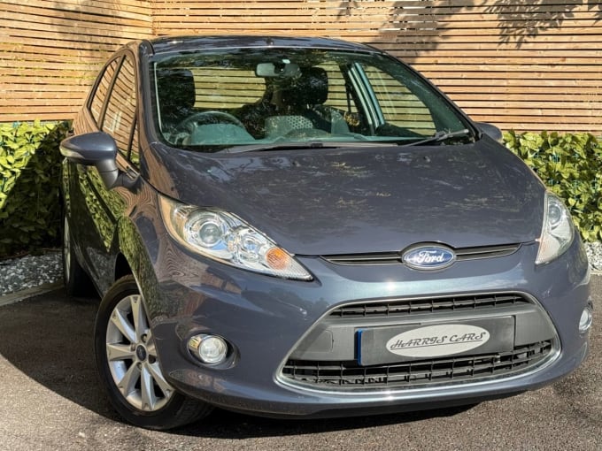 2025 Ford Fiesta