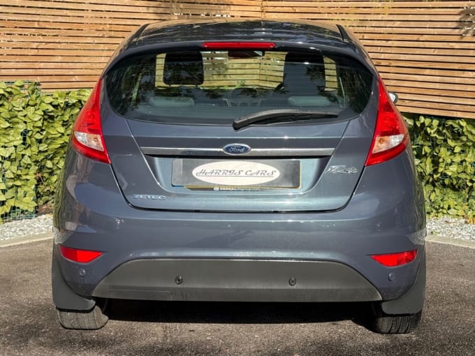 2025 Ford Fiesta
