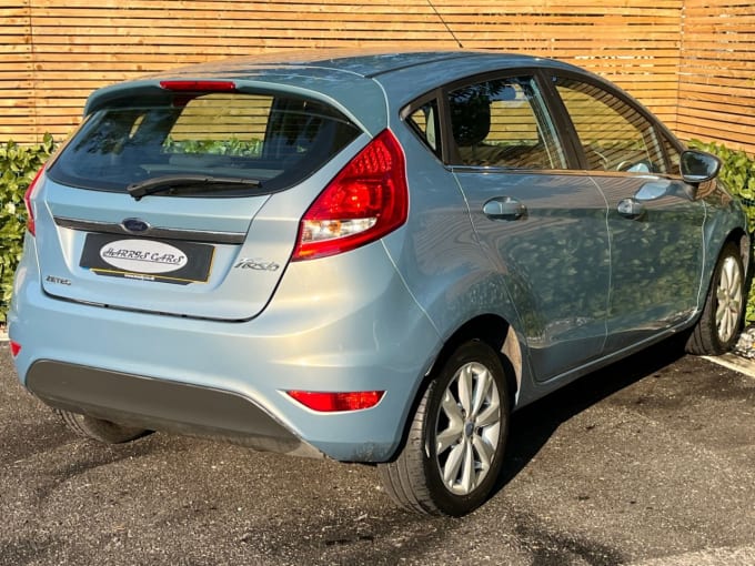 2010 Ford Fiesta