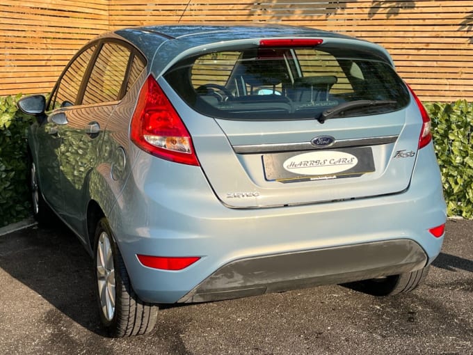 2010 Ford Fiesta