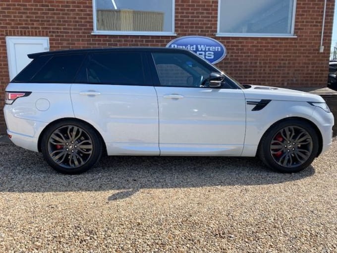 2025 Land Rover Range Rover Sport