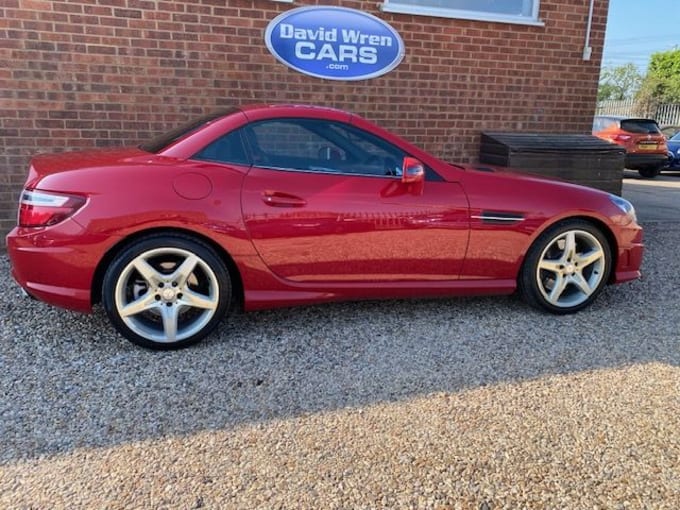 2025 Mercedes-benz Slk