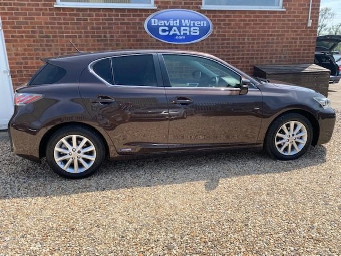 2025 Lexus Ct