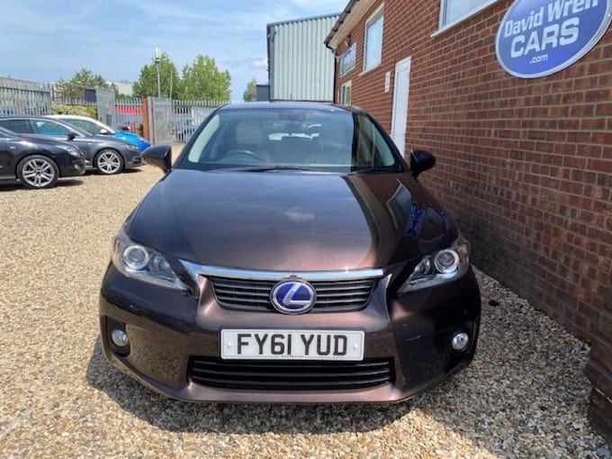 2025 Lexus Ct