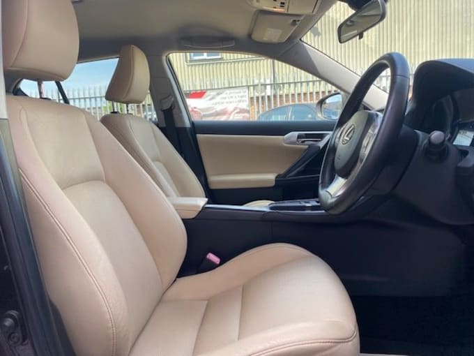 2025 Lexus Ct
