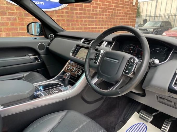 2025 Land Rover Range Rover Sport