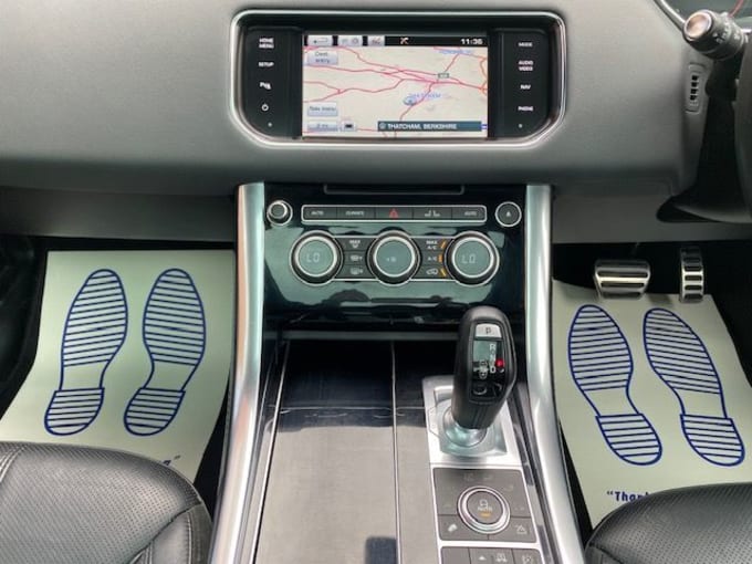 2025 Land Rover Range Rover Sport