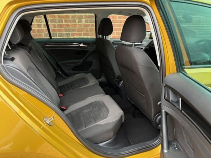 2025 Volkswagen Golf