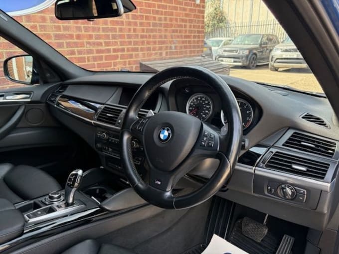 2025 BMW X5 M