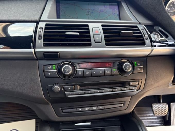 2025 BMW X5 M