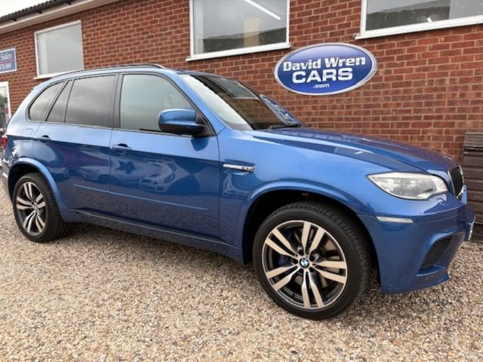 2025 BMW X5 M