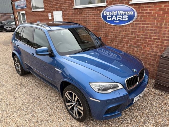2025 BMW X5 M