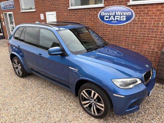 2025 BMW X5 M