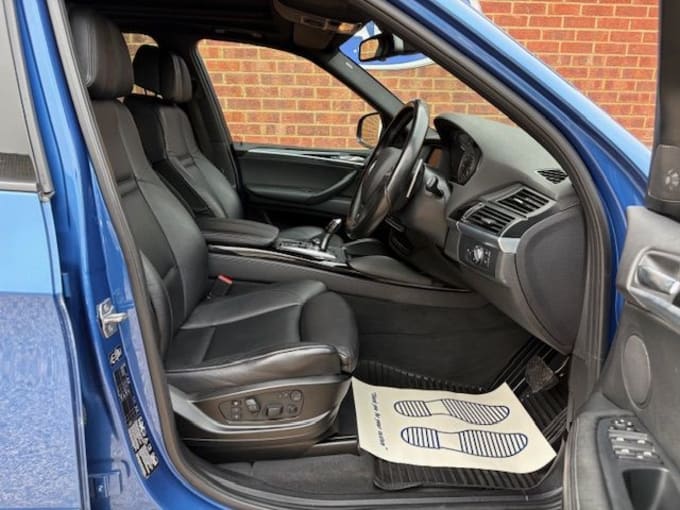 2025 BMW X5 M