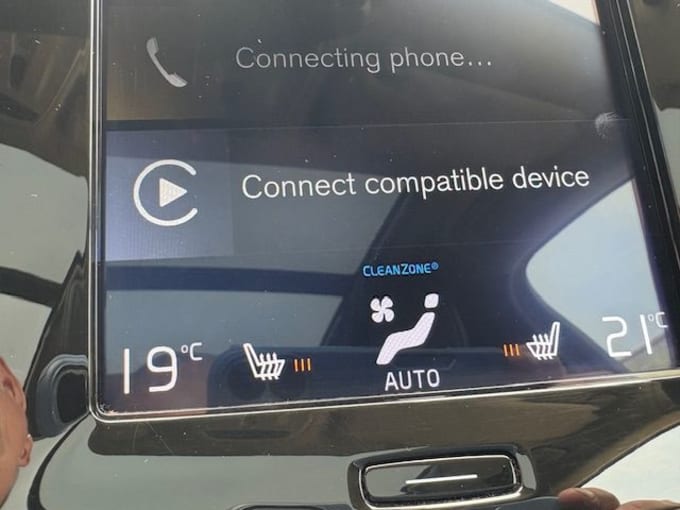 2025 Volvo Xc40
