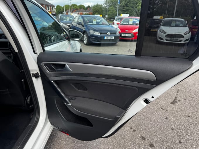 2025 Volkswagen Golf