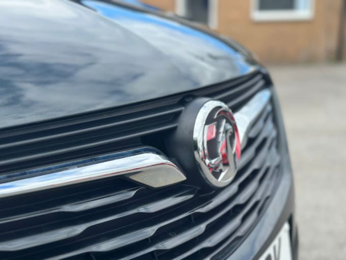 2025 Vauxhall Crossland X