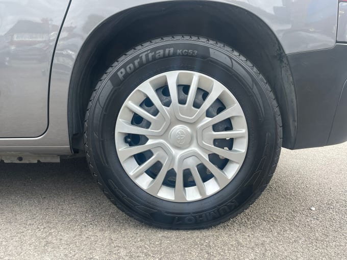 2025 Toyota Proace
