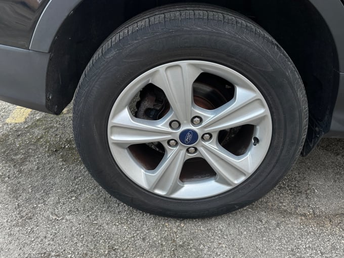 2025 Ford Kuga