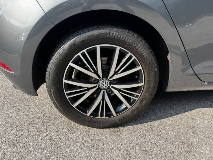 2025 Volkswagen Golf