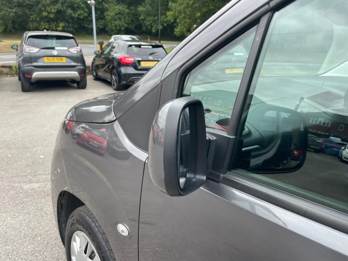 2025 Vauxhall Combo Life