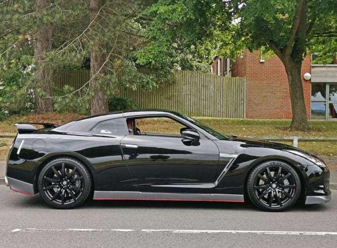 2025 Nissan Gt-r